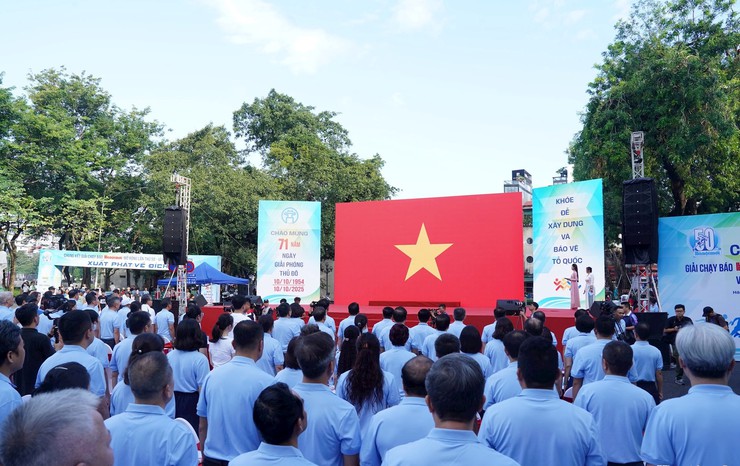 Chung kết Giải chạy Báo Hànộimới mở rộng lần thứ 50 - Vì hòa bình năm 2025- Ảnh 1.