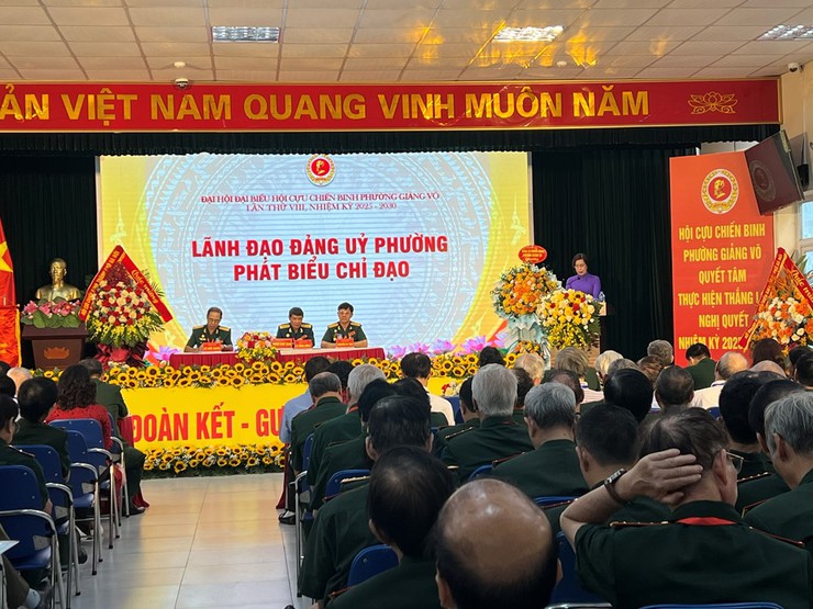 Hội Cựu chiến binh phường Giảng Võ: Phát huy truyền thống “Trung thành - Đoàn kết - Gương mẫu - Đổi mới” quyết tâm xây dựng tổ chức Hội thật sự vững mạnh- Ảnh 4.