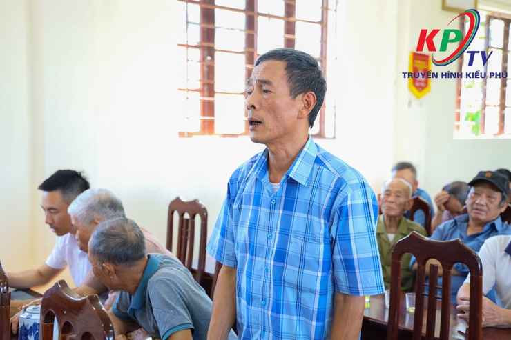 Đồng chí Đào Đức Anh- Phó bí thư thường trực Đảng ủy xã Kiều Phú dự sinh hoạt Đảng với Chi bộ thôn Thế Trụ- Ảnh 7.