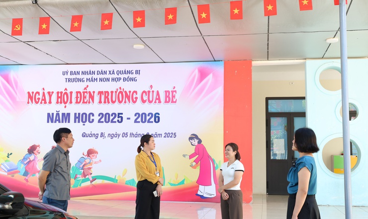Lãnh đạo xã Quảng Bị kiểm tra công tác chuẩn bị tổ chức Lễ khai giảng năm học 2025-2026 tại một số trường học trên địa bàn- Ảnh 5.