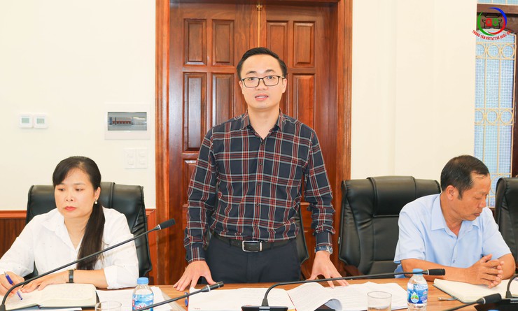 Thường trực Đảng ủy xã Quốc Oai làm việc với Mặt trận Tổ quốc và các đoàn thể về công tác chuẩn bị đại hội nhiệm kỳ 2025-2030- Ảnh 5.