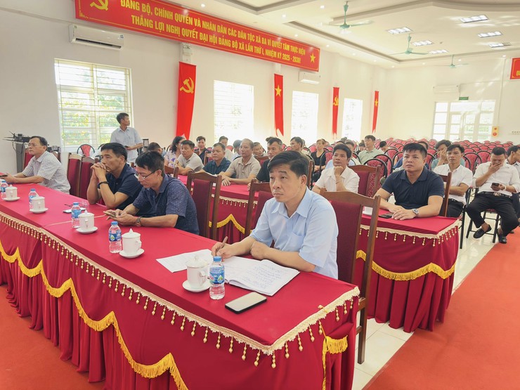 HỘI NGHỊ TẬP HUẤN KIẾN THỨC KỸ NĂNG SỐ CHO CÁC THÀNH VIÊN TỔ CHUYỂN ĐỔI SỐ CỘNG ĐỒNG- Ảnh 1.
