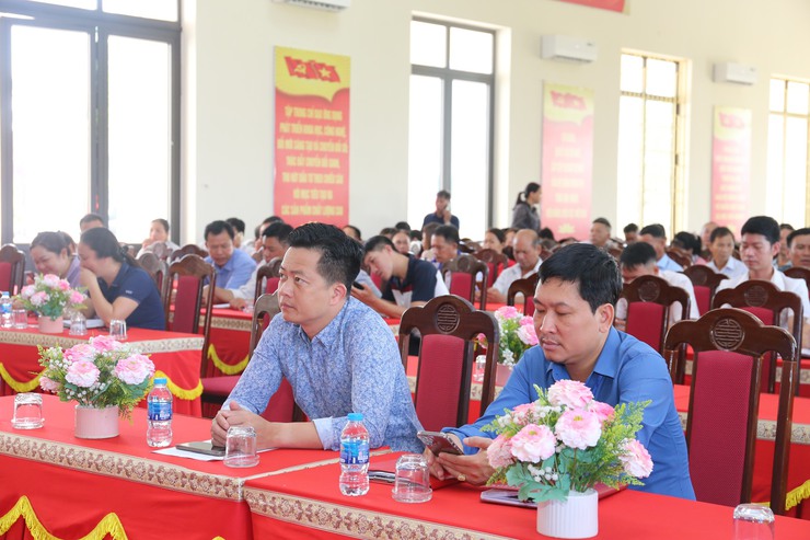 Hội nghị tập huấn kiến thức Kỹ năng số cho thành viên tổ chuyển đổi số cộng đồng.- Ảnh 1.