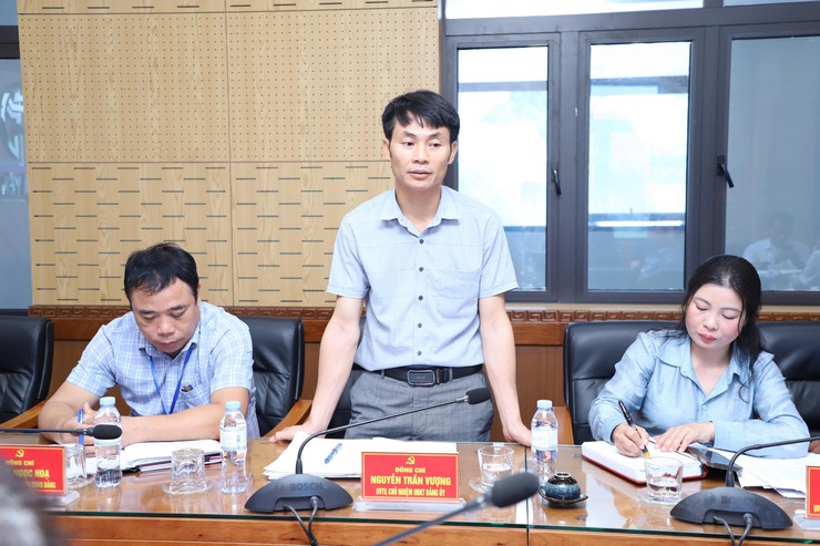HỘI NGHỊ BAN THƯỜNG VỤ ĐẢNG UỶ XÃ THỐNG NHẤT MỘT SỐ NHIỆM VỤ TRỌNG TÂM TRONG THỜI GIAN TỚI- Ảnh 8.