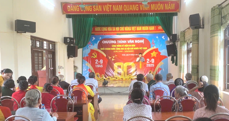 ỨNG HÒA SÔI NỔI CÁC HOẠT ĐỘNG VĂN HÓA, VĂN NGHỆ, THỂ DỤC THỂ THAO CHÀO MỪNG KỶ NIỆM 80 NĂM QUỐC KHÁNH 2/9.- Ảnh 38.