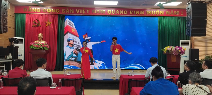 TRAO YÊU THƯƠNG TỚI CÁC HỘ GIA ĐÌNH KHÓ KHĂN NHÂN DỊP 80 NĂM QUỐC KHÁNH 02-9- Ảnh 10.