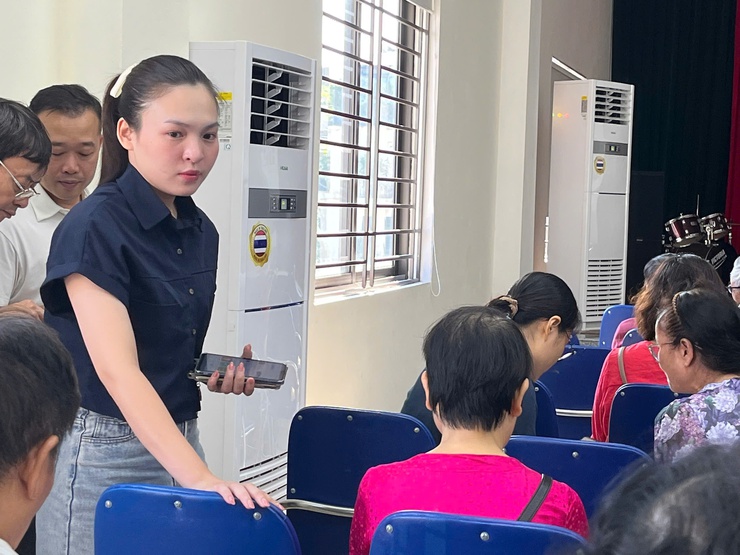 PHƯỜNG LÁNG HỘI NGHỊ TẬP HUẤN, BỒI DƯỠNG KIẾN THỨC VỀ CHUYỂN ĐỔI SỐ CHO CÁC TỔ CHUYỂN ĐỔI SỐ CỘNG ĐỒNG TRÊN ĐỊA BÀN PHƯỜNG- Ảnh 4.