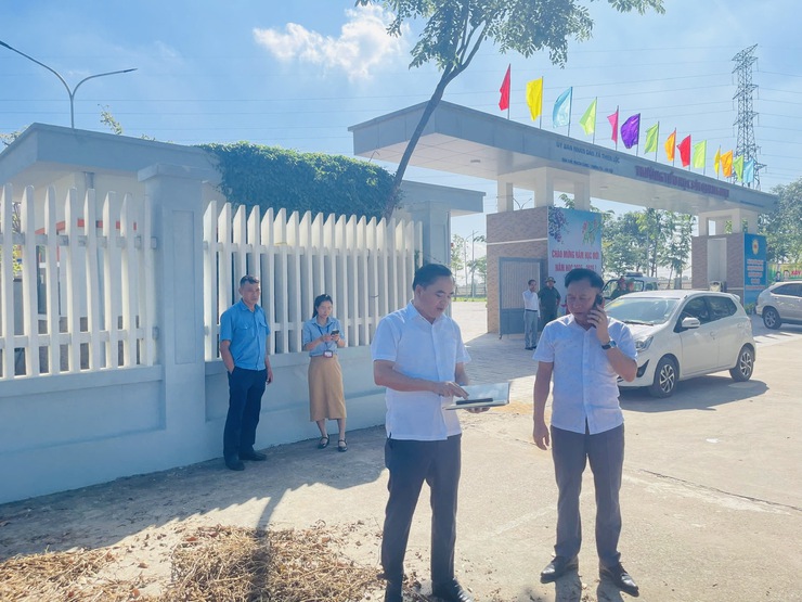 Tổ liên ngành Xã Thiên Lộc kiểm tra công tác đảm bảo trật tự ATGT, TTĐT, VSMT, ATTP, VMĐT tại 20 trường học trên địa bàn xã- Ảnh 3.
