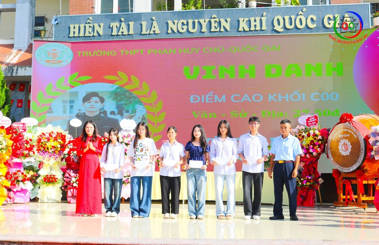Quốc Oai tưng bừng khai giảng năm học mới 2025- 2026- Ảnh 14.