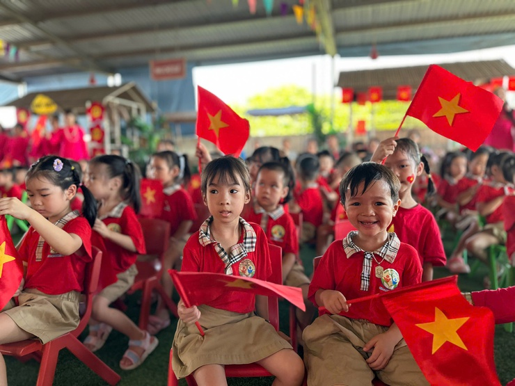 Phường Ô Chợ Dừa : Lễ khai giảng năm học mới 2025- 2026- Ảnh 20.