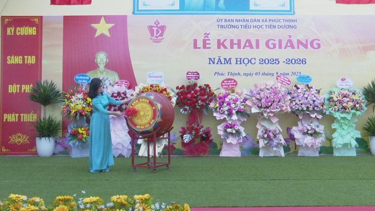 Không khí khai giảng rộn ràng tại các trường học trên địa bàn xã Phúc Thịnh- Ảnh 8.
