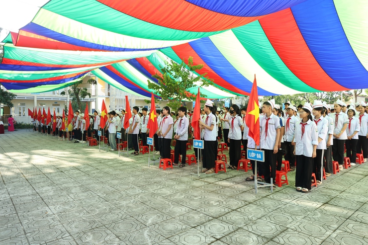 Tất cả 19 trường học: Mầm non, tiểu học, trung học cơ sở, trung học phổ thông trên địa bàn xã Ứng Thiên, thành phố Hà Nội tổ chức khai giảng năm học mới 2025-2026- Ảnh 4.