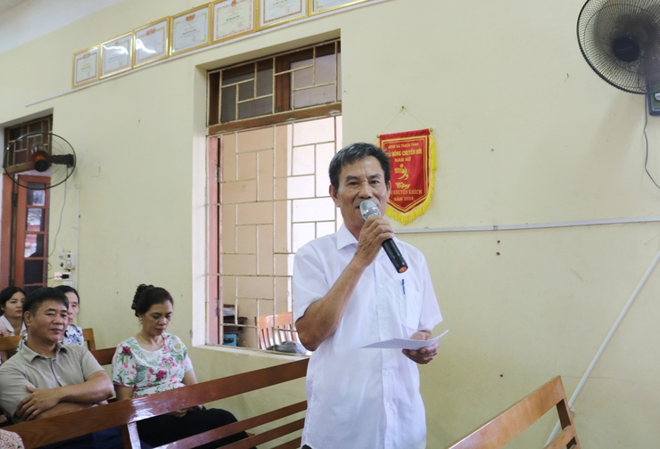 Đồng chí Nguyễn Trung Thành- Phó Bí thư Đảng ủy, Chủ tịch UBND xã Quốc Oai dự sinh hoạt Đảng thường kỳ với Chi bộ thôn Thạch Thán 1- Ảnh 4.