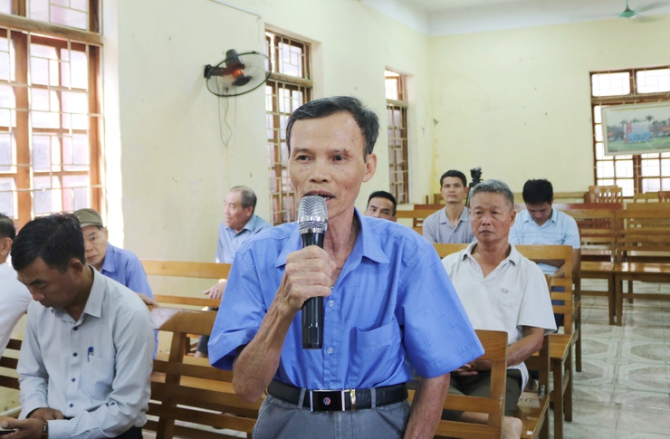 Đồng chí Nguyễn Trung Thành- Phó Bí thư Đảng ủy, Chủ tịch UBND xã Quốc Oai dự sinh hoạt Đảng thường kỳ với Chi bộ thôn Thạch Thán 1- Ảnh 5.