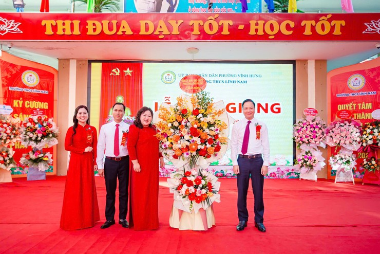 CÁC TRƯỜNG TRÊN ĐỊA BÀN PHƯỜNG VĨNH HƯNG TƯNG BỪNG TỔ CHỨC LỄ KHAI GIẢNG NĂM HỌC 2025 – 2026- Ảnh 1.
