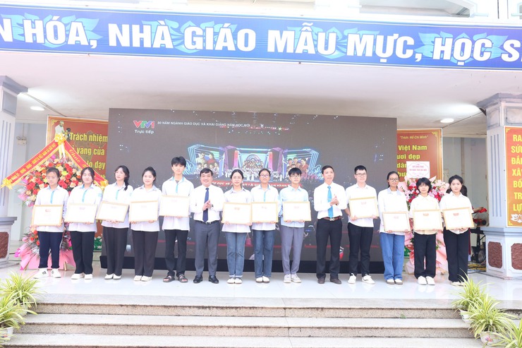 Xã Bất Bạt: Rộn ràng Lễ khai giảng năm học mới 2025- 2026- Ảnh 21.