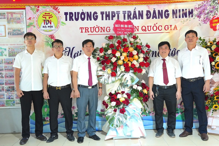 Tất cả 19 trường học: Mầm non, tiểu học, trung học cơ sở, trung học phổ thông trên địa bàn xã Ứng Thiên, thành phố Hà Nội tổ chức khai giảng năm học mới 2025-2026- Ảnh 9.