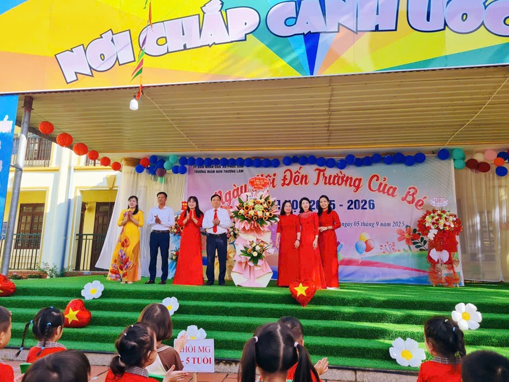 TƯNG BỪNG KHAI GIẢNG NĂM HỌC 2025 - 2026 TẠI 20 TRƯỜNG TRÊN ĐỊA BÀN XÃ PHÚC SƠN- Ảnh 2.