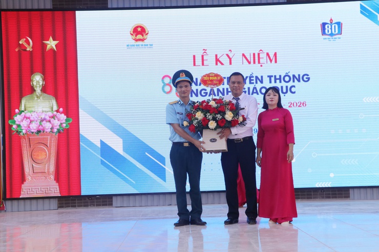 Trường THCS Trần Phú hân hoan đón năm học mới 2025-2026- Ảnh 4.