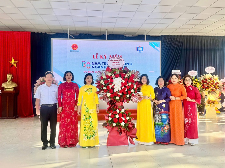 Niềm vui ngày hội đến trường- Ảnh 2.