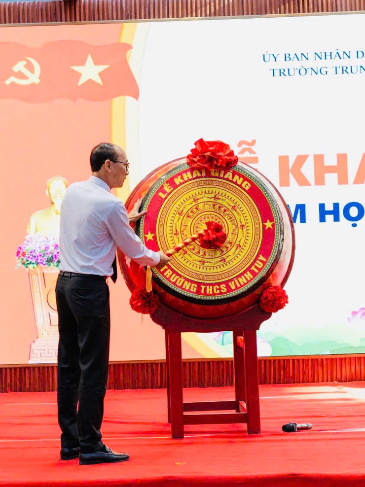 CÁC TRƯỜNG TRÊN ĐỊA BÀN PHƯỜNG VĨNH HƯNG TƯNG BỪNG TỔ CHỨC LỄ KHAI GIẢNG NĂM HỌC 2025 – 2026- Ảnh 8.