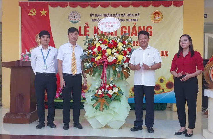 TƯNG BỪNG, RỘN RÃ LỄ KHAI GIẢNG NĂM HỌC MỚI 2025 – 2026 TẠI CÁC NHÀ TRƯỜNG TRÊN ĐỊA BÀN XÃ HOÀ XÁ- Ảnh 10.