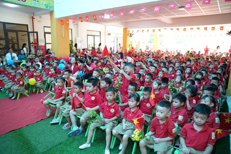 Lễ kỷ niệm 80 năm truyền thống ngành Giáo dục và khai giảng năm học 2025 – 2026- Ảnh 3.