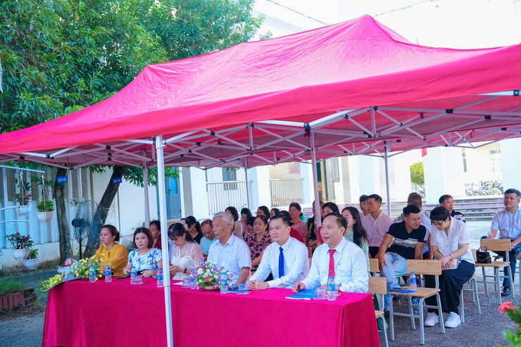 Xã Thanh Oai: Tưng bừng khai giảng năm học 2025-2026- Ảnh 13.