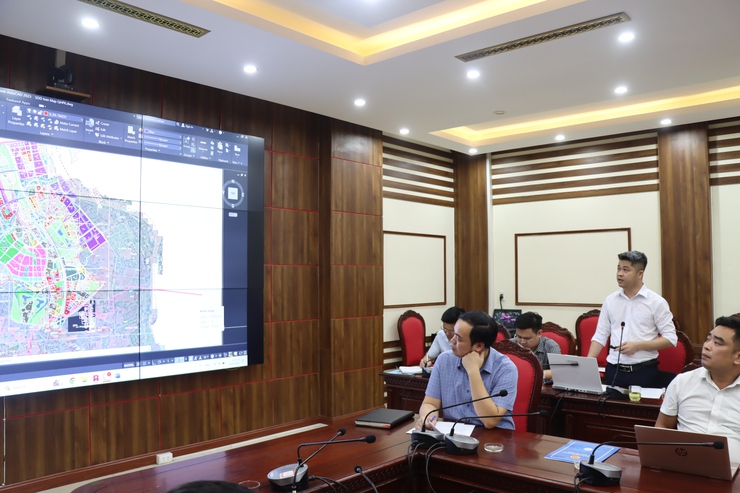 Xã Phú Xuyên làm việc với Ban Quản lý các Khu CNC và Khu CN thành phố Hà Nội về việc quy hoạch và kêu gọi đầu tư khu công nghiệp Bắc Phú Xuyên- Ảnh 4.