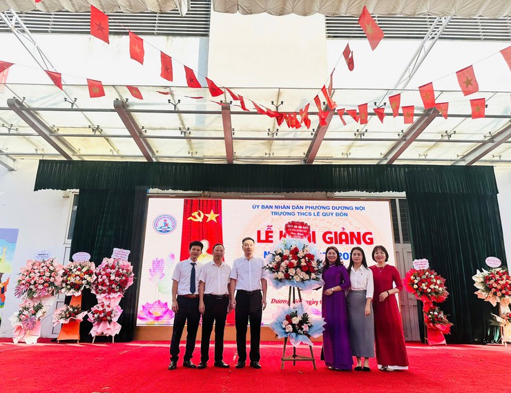 Trên 21.700 học sinh phường Dương Nội  hân hoan bước vào năm học mới 2025-2026- Ảnh 8.