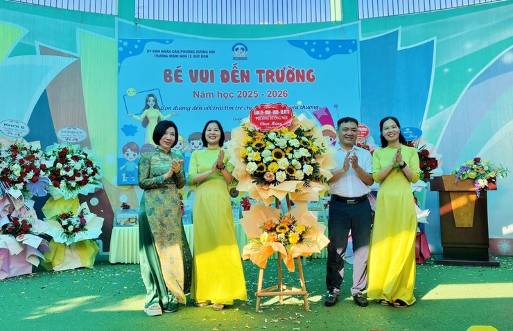 Trên 21.700 học sinh phường Dương Nội  hân hoan bước vào năm học mới 2025-2026- Ảnh 11.