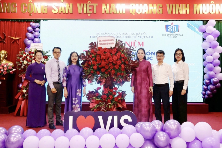 Trên 21.700 học sinh phường Dương Nội  hân hoan bước vào năm học mới 2025-2026- Ảnh 1.