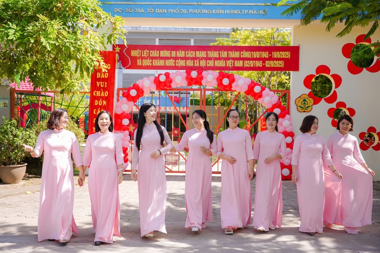 Trên 15 ngàn học sinh phường Kiến Hưng tưng bừng dự Lễ khai giảng năm học mới- Ảnh 19.