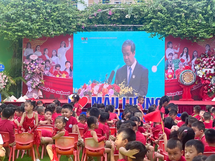Trên 15 ngàn học sinh phường Kiến Hưng tưng bừng dự Lễ khai giảng năm học mới- Ảnh 15.