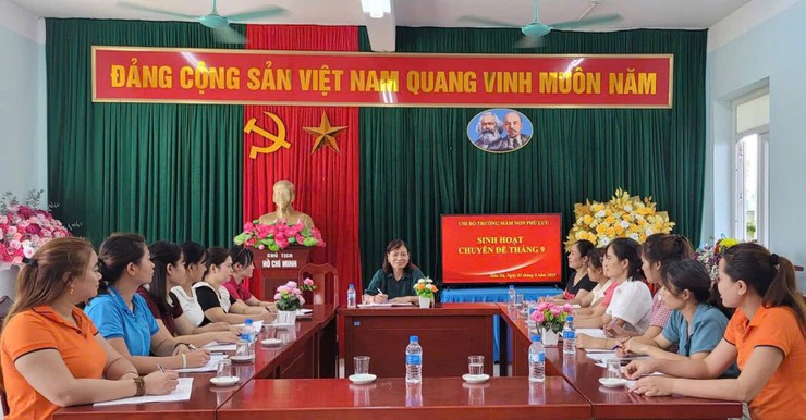 Đồng loạt các Đảng bộ, chi bộ trực thuộc Đảng ủy xã Hòa Xá tổ chức sinh hoạt chuyên đề tháng 9/2025- Ảnh 5.