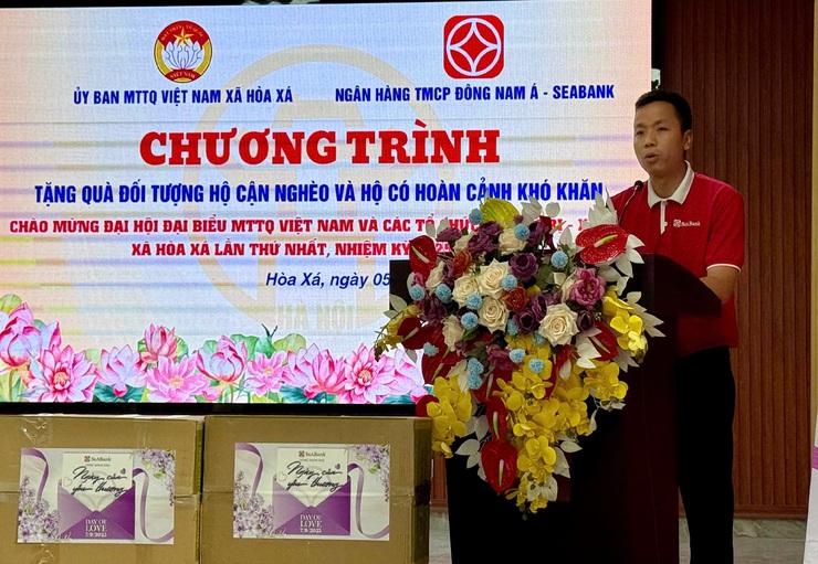 UBMTTQ xã Hòa Xá phối hợp SeABank trao quà cho hộ cận nghèo, hộ khó khăn trên địa bàn xã- Ảnh 4.