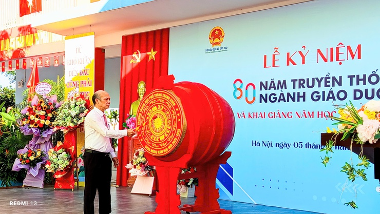 Học sinh Tam Hưng hân hoan trong ngày khai trường- Ảnh 3.
