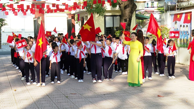 ỨNG HOÀ RỘN RÀNG LỄ KHAI GIẢNG NĂM HỌC MỚI 2025 – 2026.- Ảnh 1.