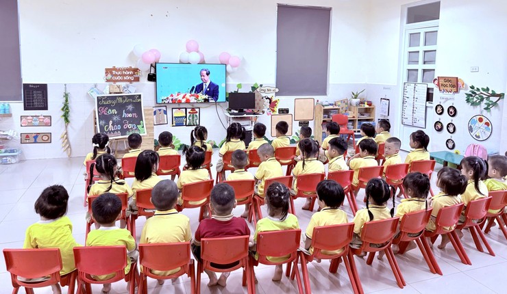 Gần 11 nghìn 500 học sinh Bát Tràng hân hoan bước vào năm học mới 2025 – 2026- Ảnh 14.