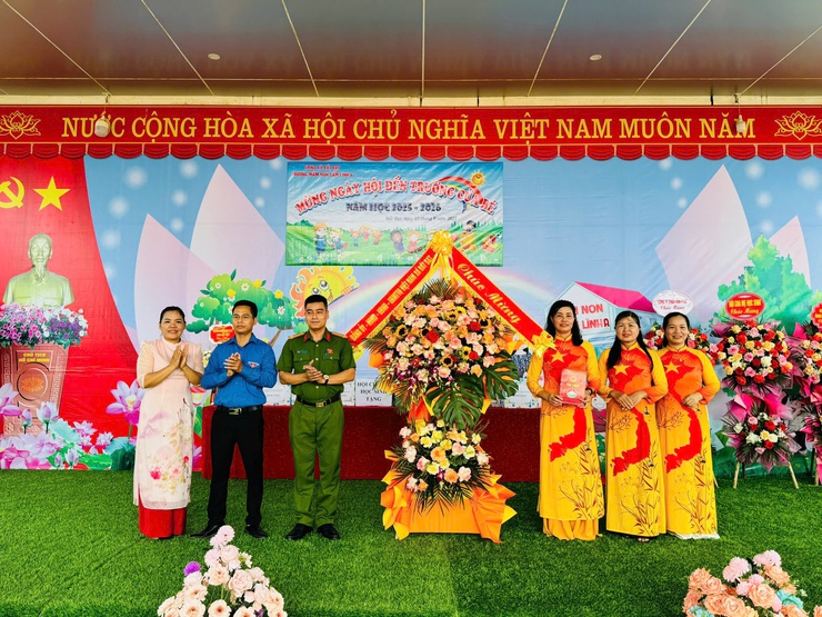 Xã Bất Bạt: Rộn ràng Lễ khai giảng năm học mới 2025- 2026- Ảnh 13.