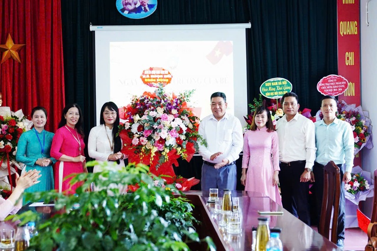 Lễ khai giảng năm học 2025 - 2026 "Hành Trình Tri Thức: Vun đắp tương lai"- Ảnh 25.