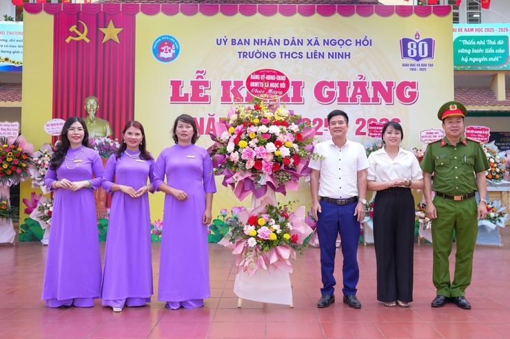 Lễ khai giảng năm học 2025 - 2026 "Hành Trình Tri Thức: Vun đắp tương lai"- Ảnh 23.