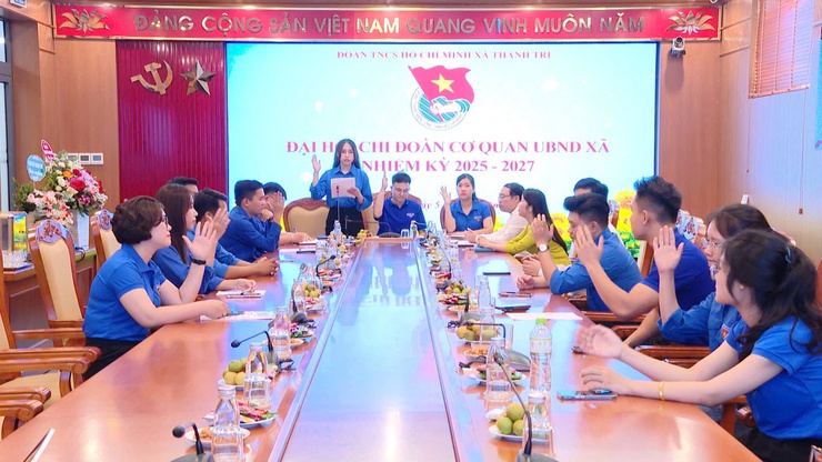 Tuổi trẻ Chi đoàn cơ quan UBND xã Thanh Trì xung kích, sáng tạo, trách nhiệm.- Ảnh 8.