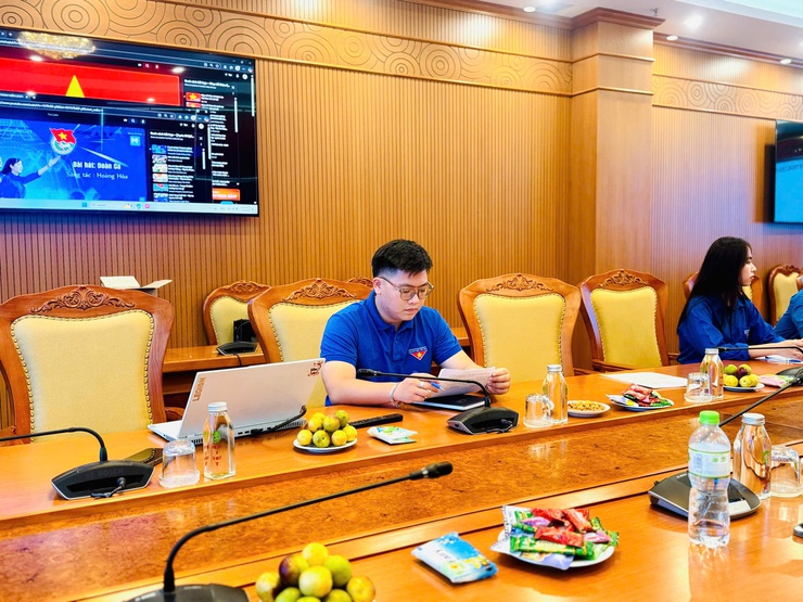 Tuổi trẻ Chi đoàn cơ quan UBND xã Thanh Trì xung kích, sáng tạo, trách nhiệm.- Ảnh 10.