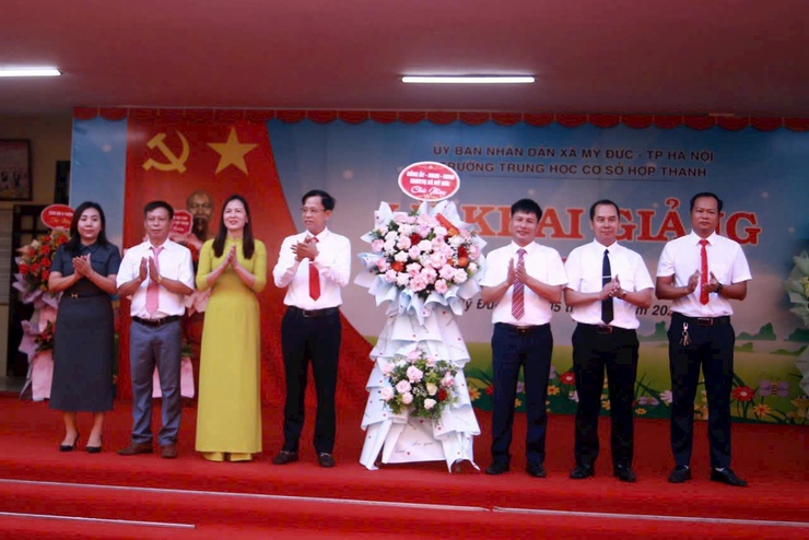Hơn 10 750 học sinh xã Mỹ Đức náo nức tựu trường, chào đón năm học mới 2025 – 2026- Ảnh 12.