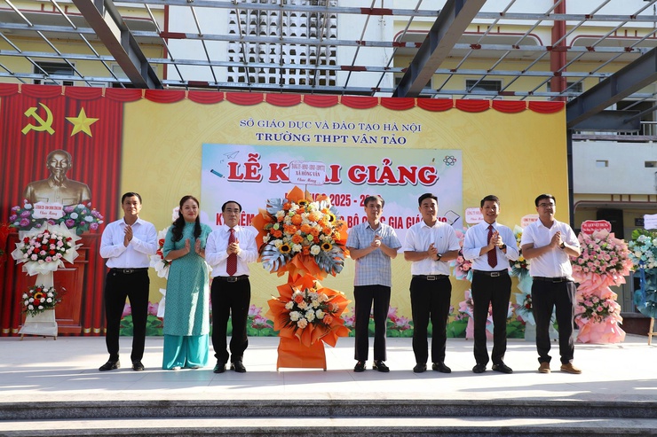 Lễ Khai giảng năm học mới tại các trường học trên địa bàn xã Hồng Vân- Ảnh 2.