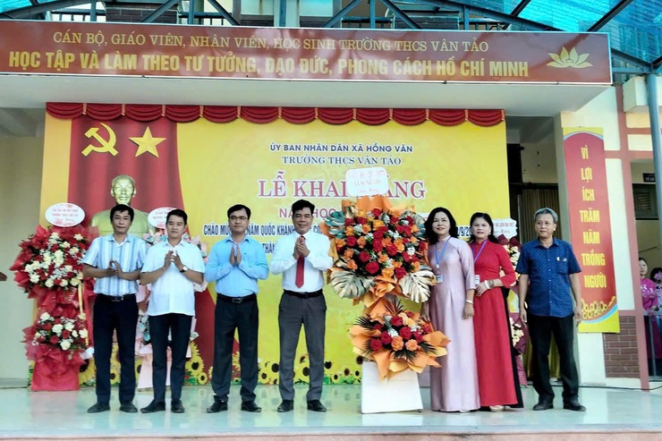 Lễ Khai giảng năm học mới tại các trường học trên địa bàn xã Hồng Vân- Ảnh 4.