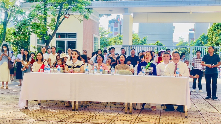 Xã Thanh Trì: Rộn ràng ngày khai giảng năm học mới- Ảnh 3.