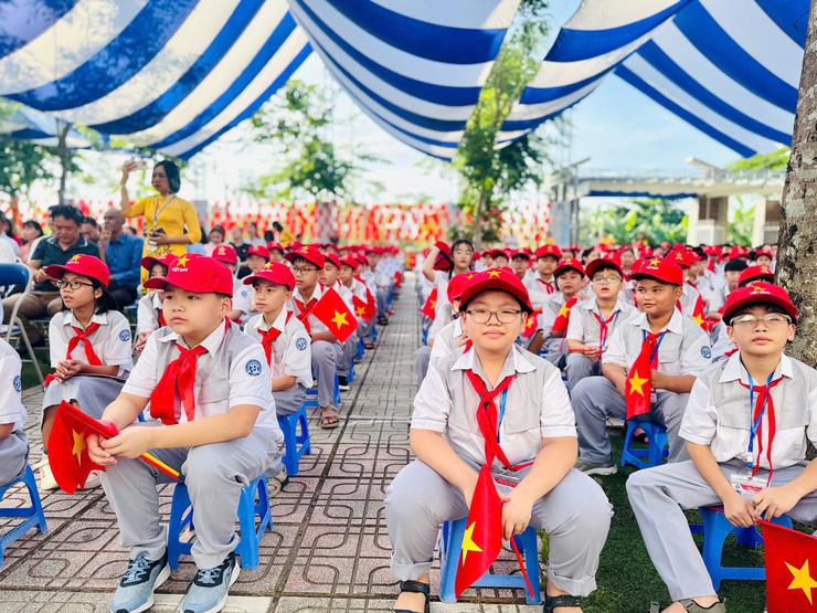 Xã Thanh Trì: Rộn ràng ngày khai giảng năm học mới- Ảnh 8.