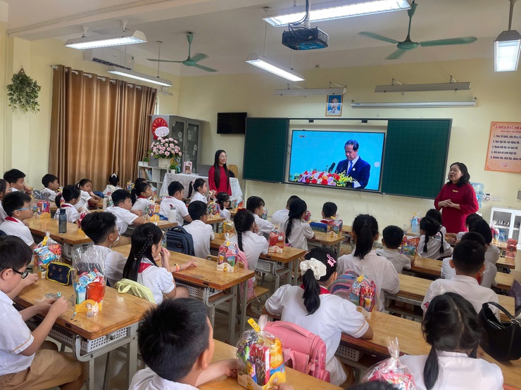 Xã Thanh Trì: Rộn ràng ngày khai giảng năm học mới- Ảnh 12.